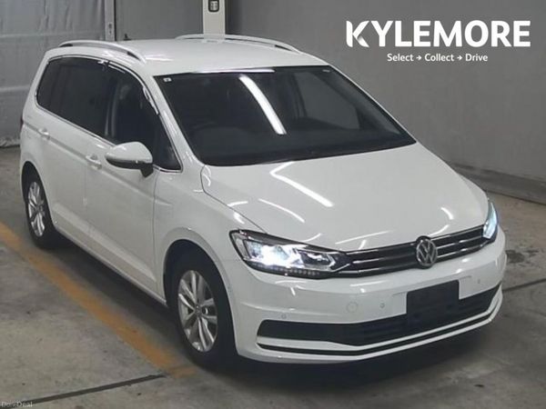 Volkswagen Touran MPV, Petrol, 2017, White