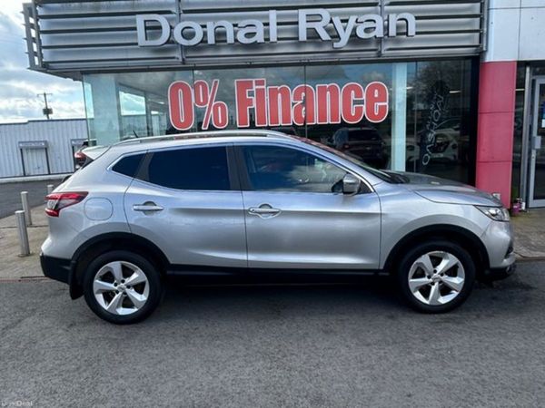 Nissan Qashqai MPV, Diesel, 2020, Grey