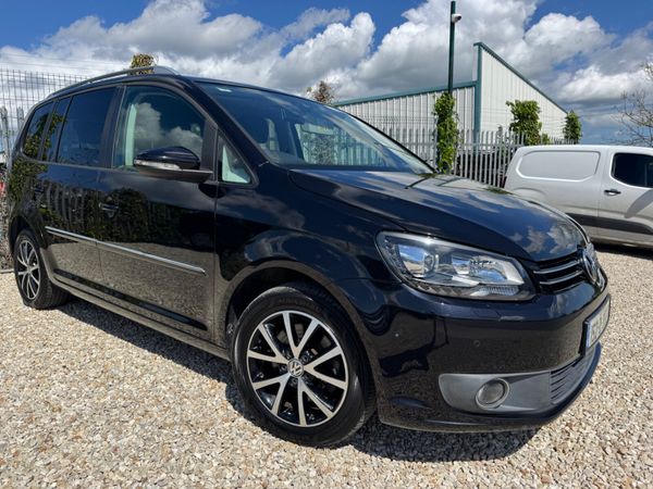 Volkswagen Touran MPV, Petrol, 2015, Black