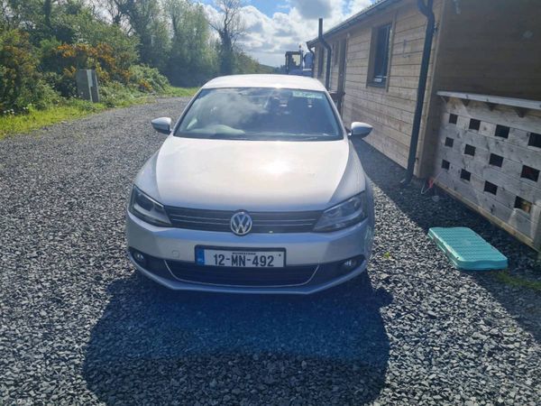 Volkswagen Jetta Saloon, Diesel, 2012, Silver