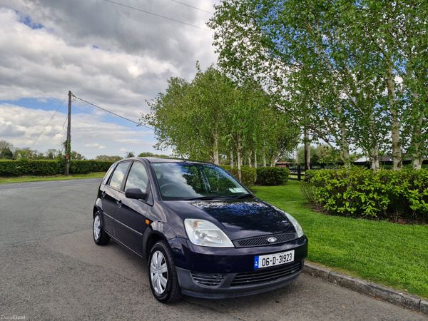 Ford Fiesta Hatchback, Petrol, 2006, Blue