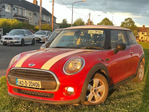 Mini One Hatchback, Petrol, 2014, Red