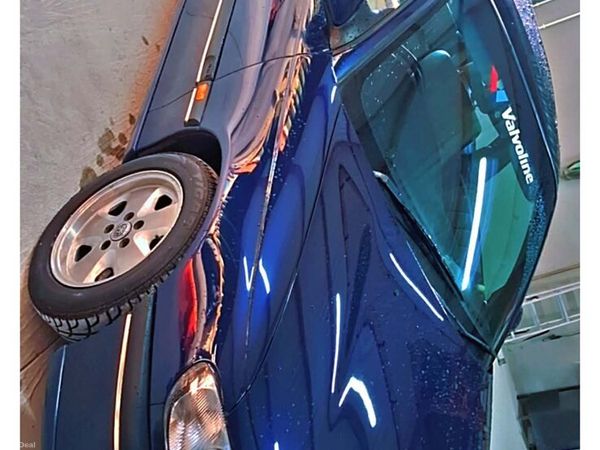 Vauxhall Omega Saloon, Petrol, 1995, Blue