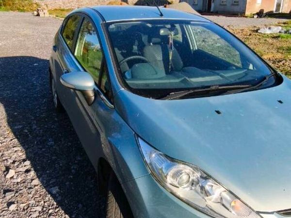 Ford Fiesta Hatchback, Petrol, 2009, Blue