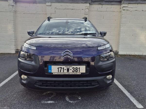 Citroen C4 Cactus Hatchback, Diesel, 2017, Purple
