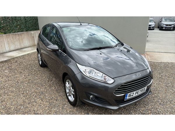 Ford Fiesta Hatchback, Petrol, 2016, Grey