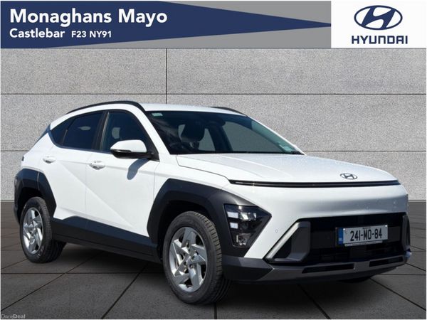Hyundai KONA MPV, Petrol, 2024, White