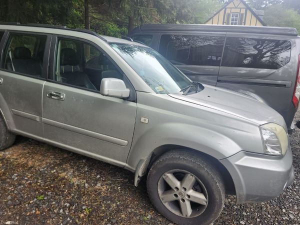 Nissan X-Trail SUV, Petrol, 2005, Silver