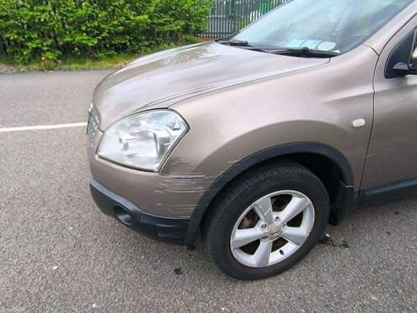 Nissan Qashqai Hatchback, Diesel, 2009, Brown