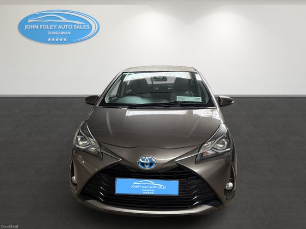 Toyota Yaris Hatchback, Petrol Hybrid, 2020, Grey