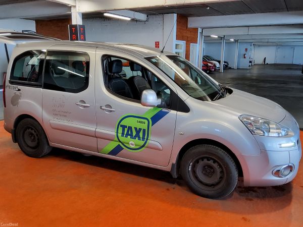 Peugeot Partner Tepee MPV, Diesel, 2015, Silver