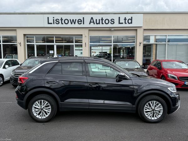 Volkswagen T-Roc SUV, Petrol, 2023, Black