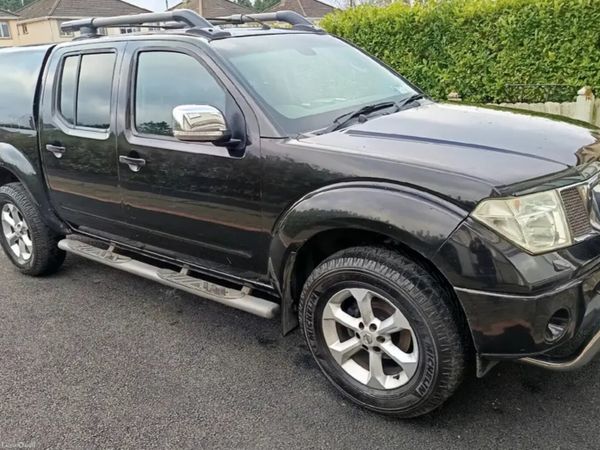 Nissan Navara Crew Cab, Diesel, 2008, Black