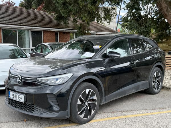 Volkswagen ID.4 SUV, Electric, 2023, Black