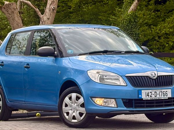 Skoda Fabia Hatchback, Petrol, 2014, Blue