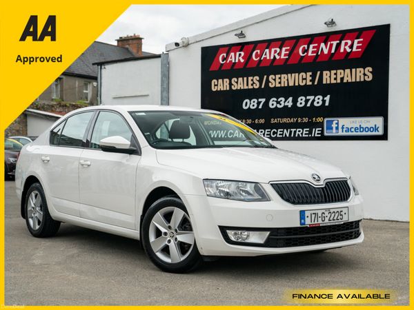 Skoda Octavia Saloon, Petrol, 2017, White