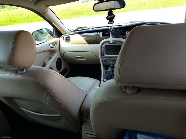 Jaguar X-Type Estate, Diesel, 2011, Grey