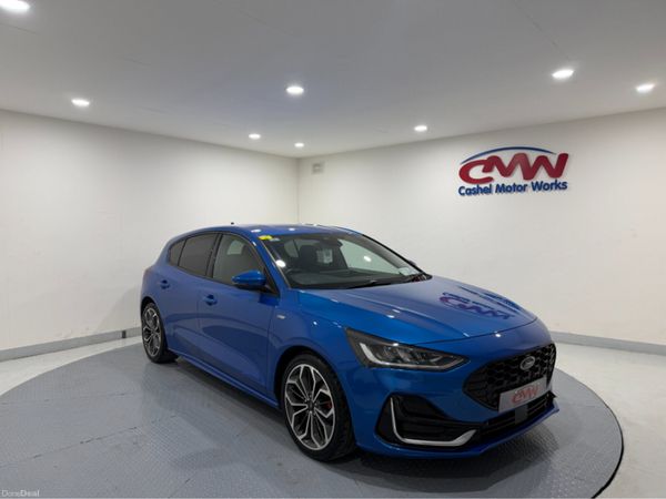 Ford Focus Hatchback, Diesel, 2023, Blue