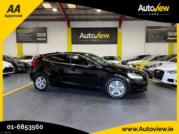 Volvo V40 Hatchback, Diesel, 2018, Black