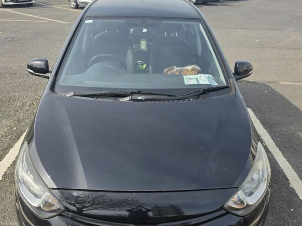 Hyundai i20 Hatchback, Petrol, 2013, Black