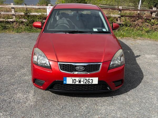 Kia Rio MPV, Diesel, 2010, Red