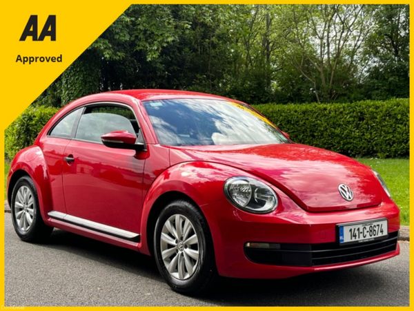 Volkswagen Beetle Hatchback, Petrol, 2014, Red