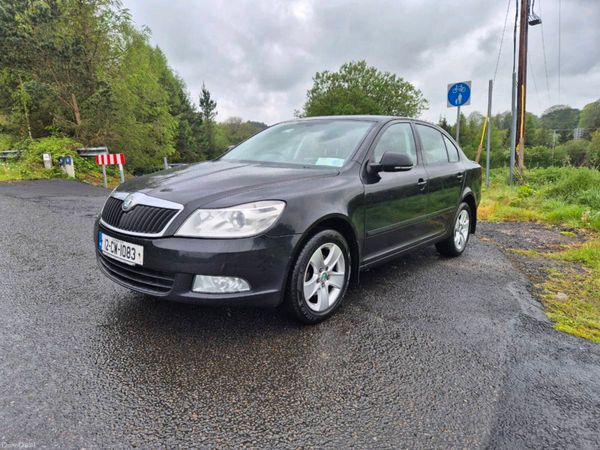 Skoda Octavia Saloon, Diesel, 2012, Black
