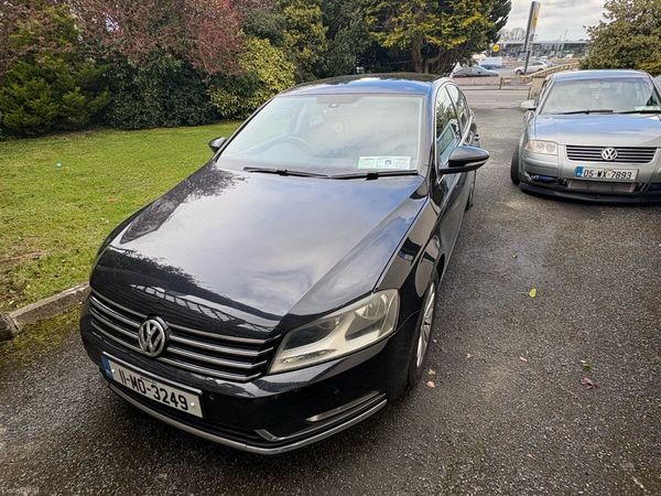 Volkswagen Passat Saloon, Diesel, 2011, Black