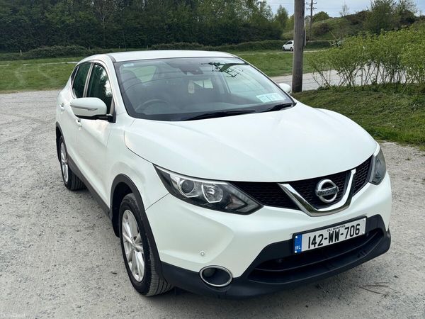 Nissan Qashqai Hatchback, Diesel, 2014, White