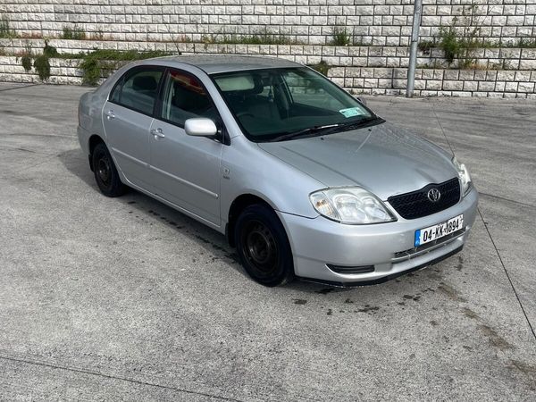 Toyota Corolla Saloon, Petrol, 2004, Silver