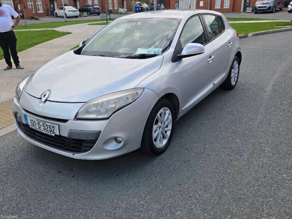 Renault Megane Hatchback, Diesel, 2013, Silver