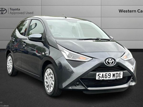 Toyota Aygo , Petrol, 2019, Grey