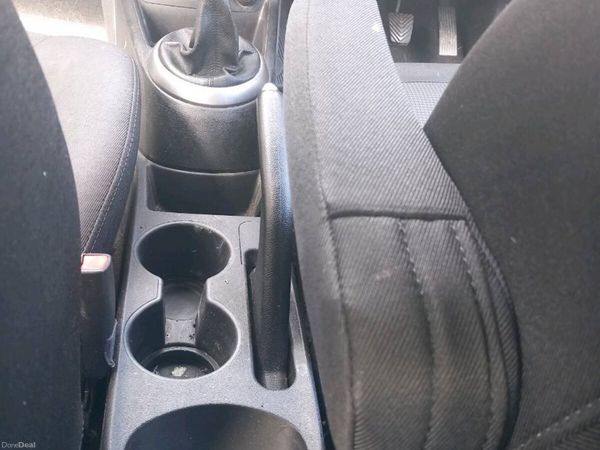 Hyundai i20 Hatchback, Petrol, 2014, Silver