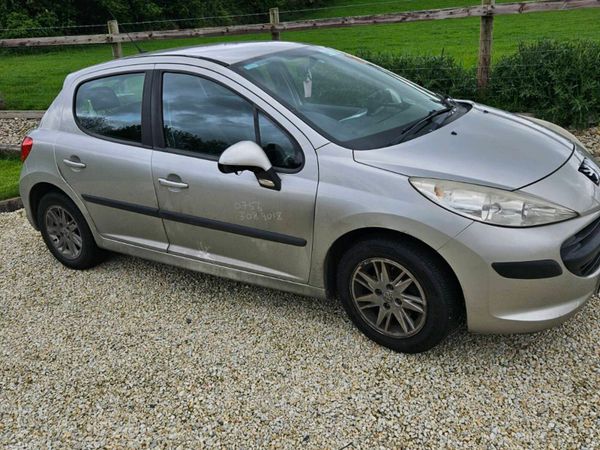 Peugeot 207 Hatchback, Petrol, 2007, Silver