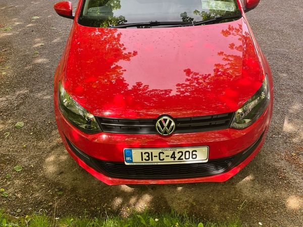 Volkswagen Polo Hatchback, Petrol, 2013, Red