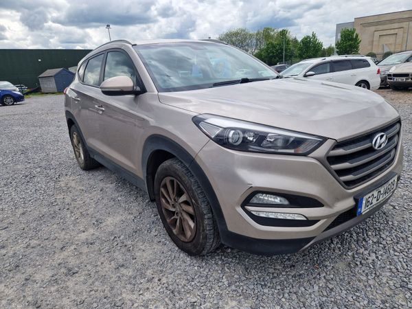 Hyundai Tucson SUV, Diesel, 2016, White