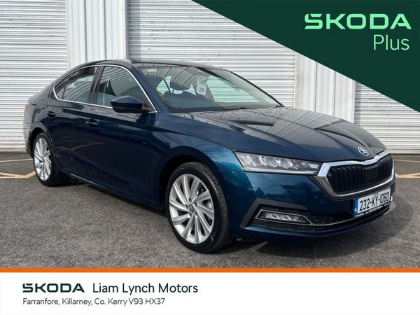 Skoda Octavia Saloon, Diesel, 2023, Blue
