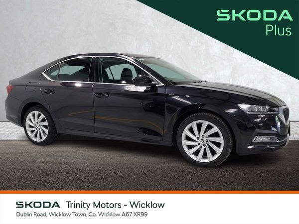 Skoda Octavia Saloon, Diesel, 2023, Black