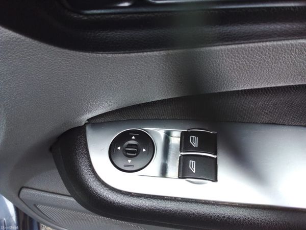 Kia Ceed Hatchback, Diesel, 2010, Blue