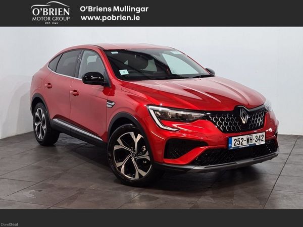 Renault Arkana Hatchback, Petrol Hybrid, 2025, Red