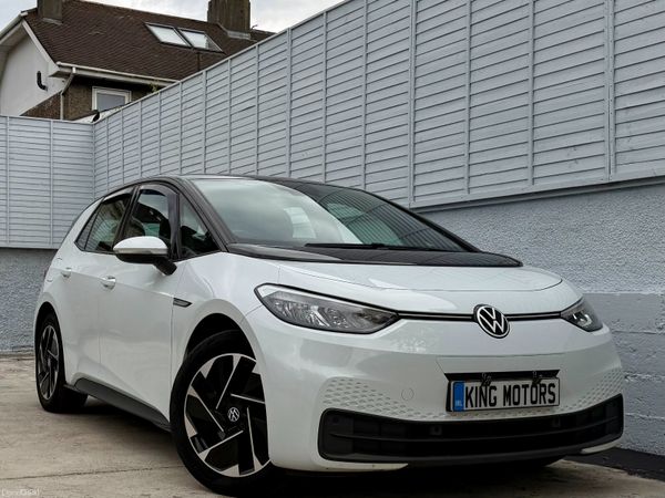 Volkswagen ID.3 Hatchback, Electric, 2022, White