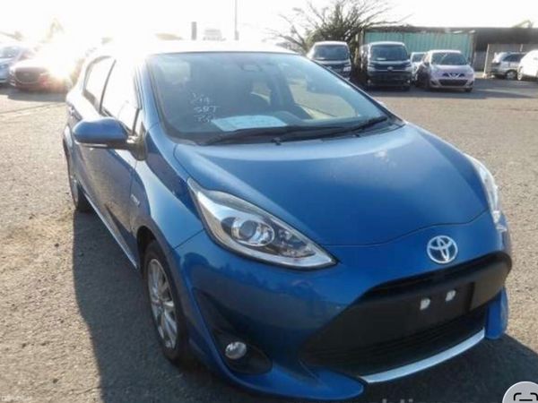 Toyota Aqua Hatchback, Petrol Hybrid, 2020, Blue