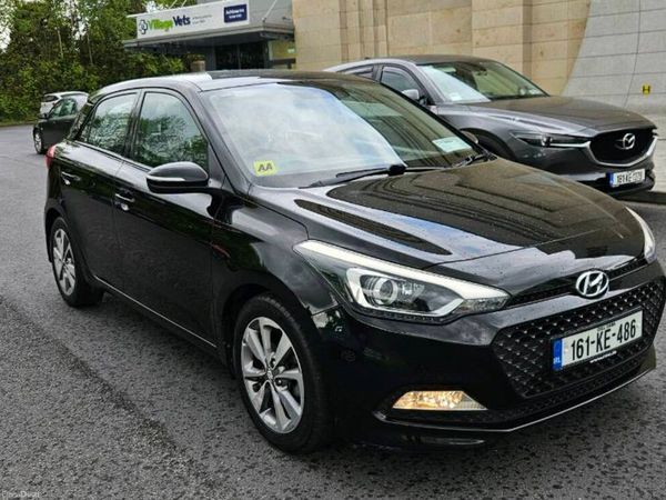 Hyundai i20 Hatchback, Petrol, 2016, Black