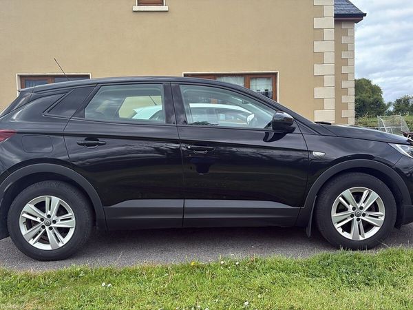 Opel Grandland X SUV, Diesel, 2021, Black