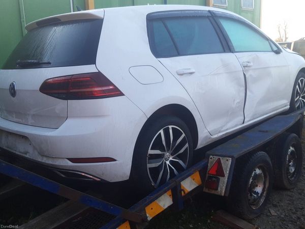 Volkswagen Golf Hatchback, Petrol, 2018, White