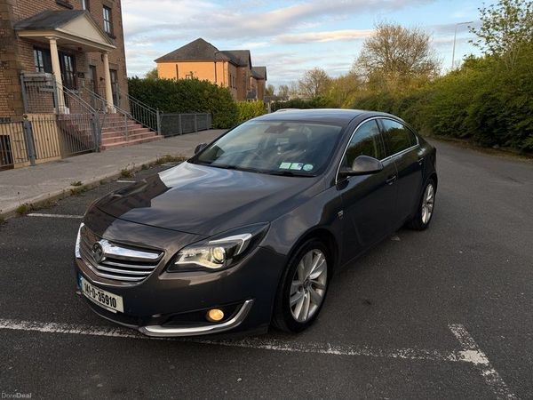 Vauxhall Insignia Hatchback, Diesel, 2014, Grey