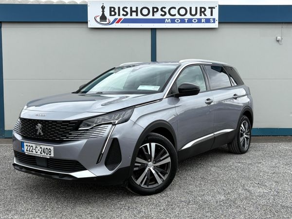 Peugeot 5008 MPV, Petrol, 2022, Grey