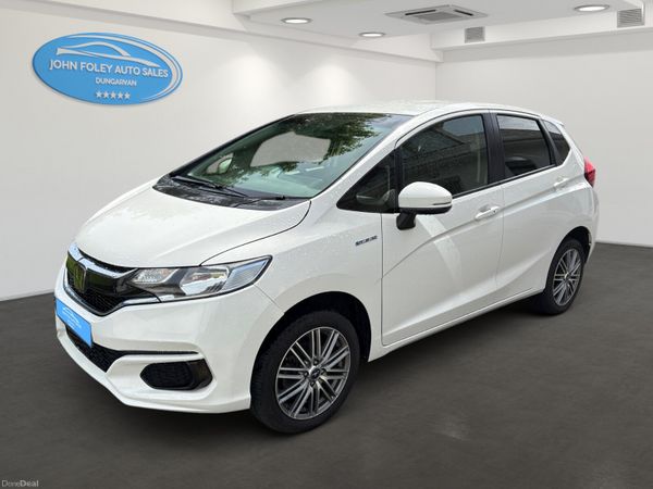 Honda Fit Hatchback, Petrol Hybrid, 2018, White