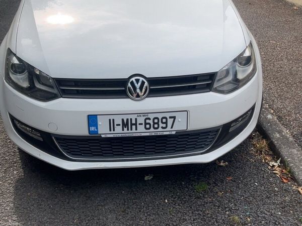 Volkswagen Polo Hatchback, Petrol, 2011, White