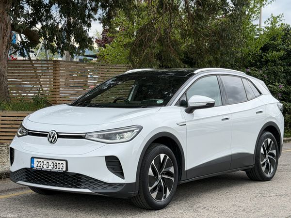 Volkswagen ID.4 SUV, Electric, 2023, White